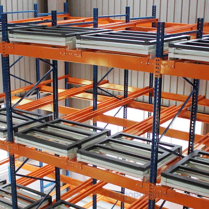 Přizpůsobené regály Pushback pro Heavy Duty LIFO High-Density Storage řešení